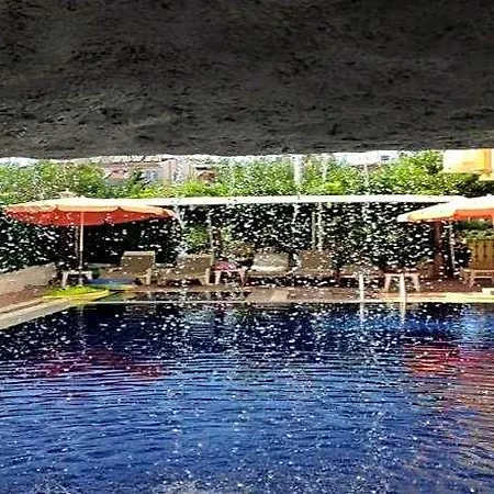 Hotel Perlo 3*