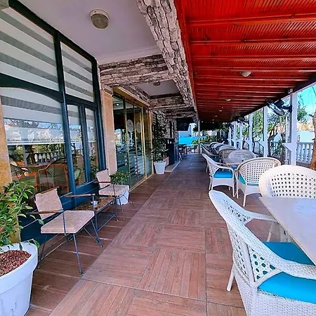 Hotel Perlo 3*