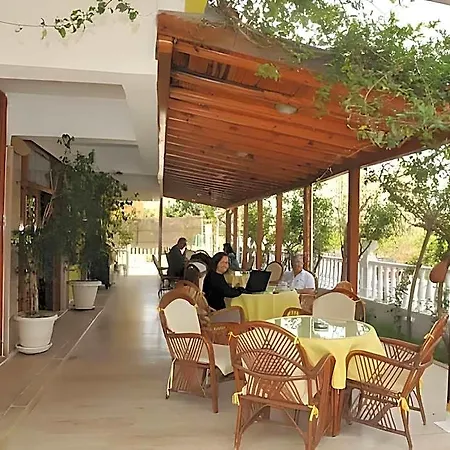 Hotel Perlo